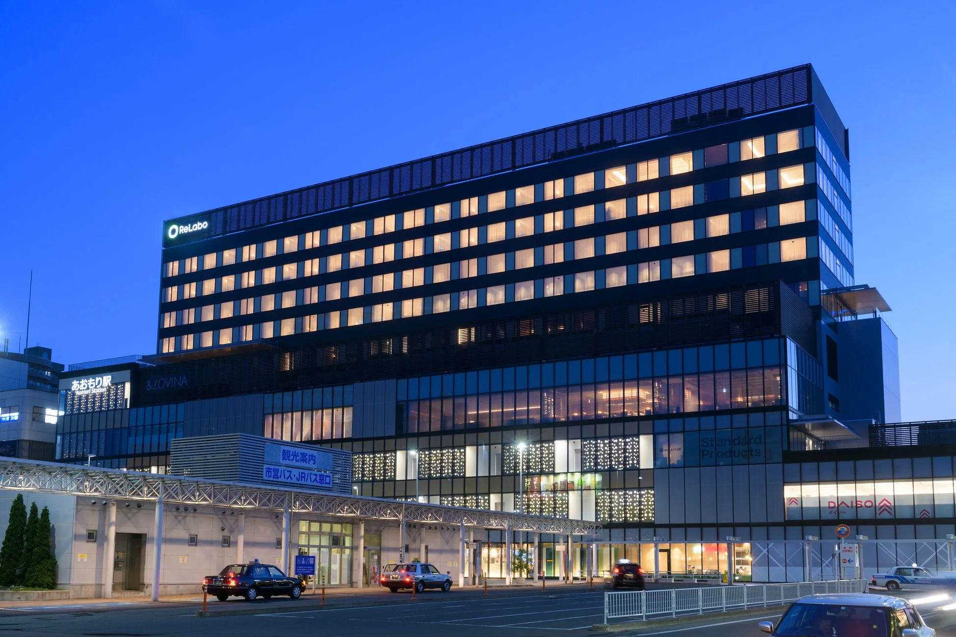 青森駅周辺の風景