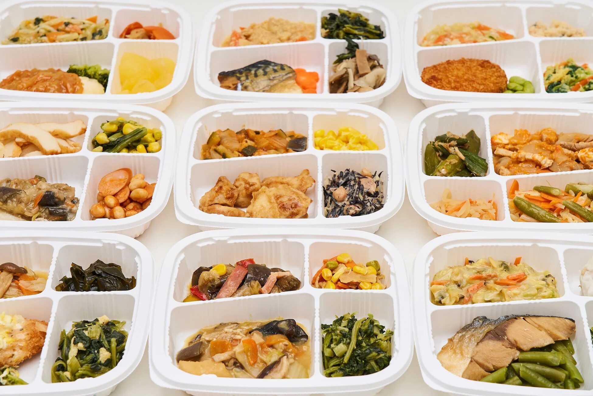 複数のお弁当が並べられた画像