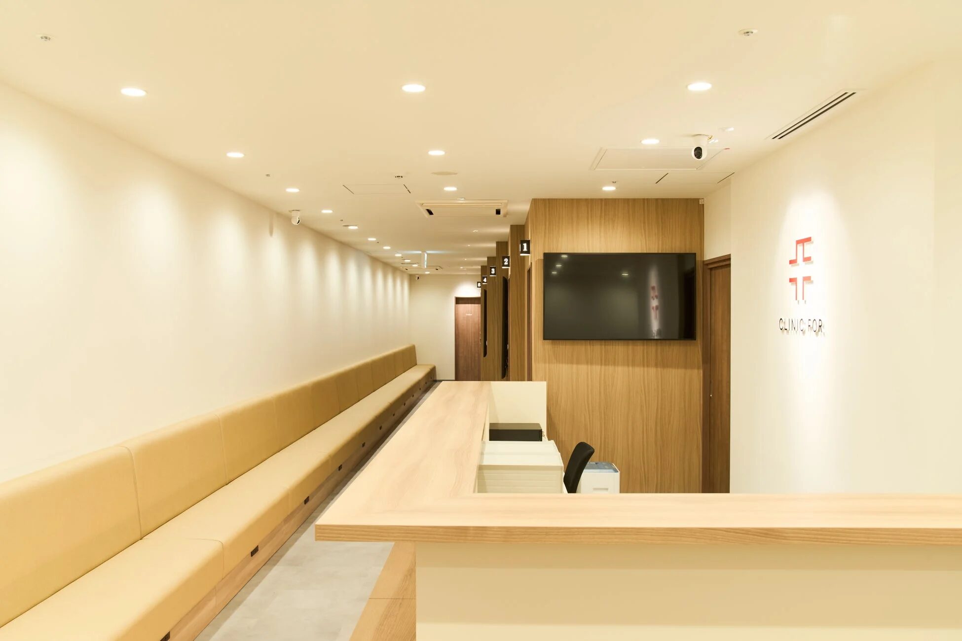 クリニック待合室