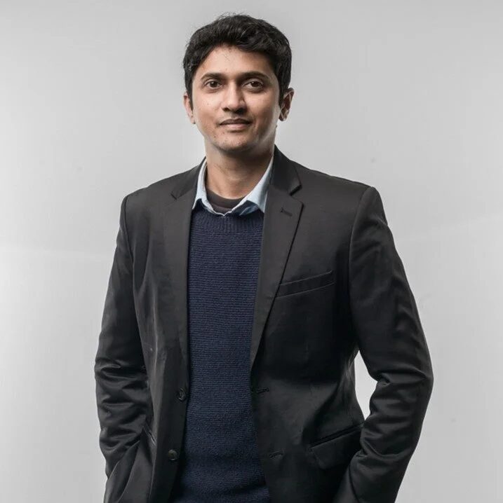 ニヒンメディア株式会社代表取締役の安藤孝太氏またはマンジュナタ・チャンドラッパ氏らしき人物の画像