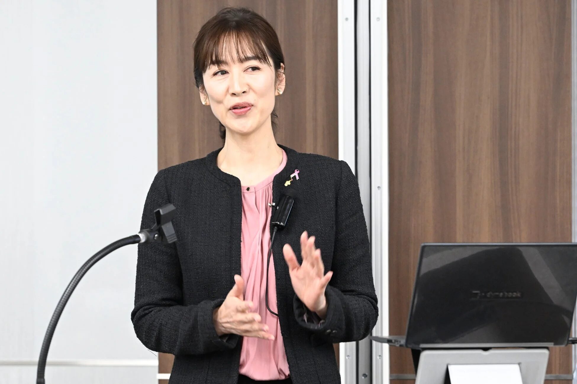 肌ケア体験講座の様子