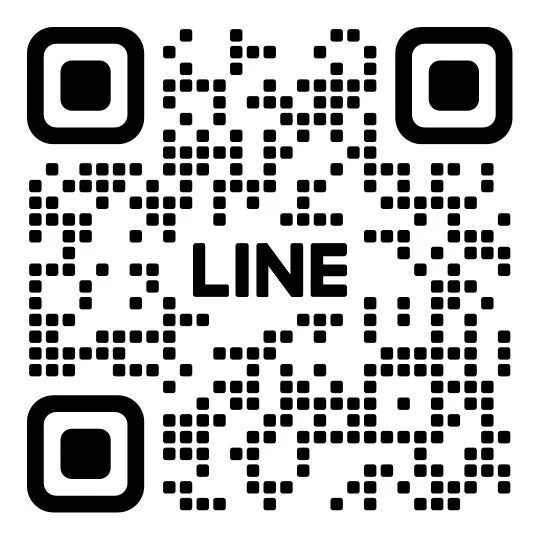 中央に「LINE」の文字が配置されたQRコードです。LINEアプリでの友達追加やアカウント認証などに利用されるものと推測されます。