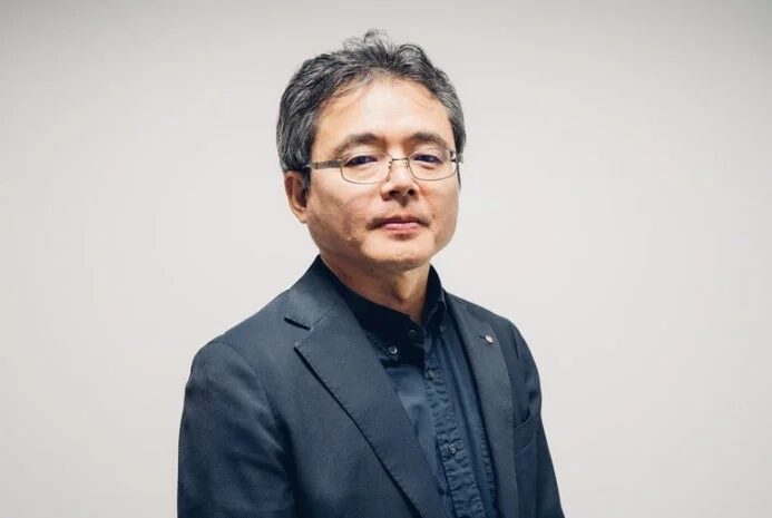 男性,ビジネスマン,スーツ,眼鏡,ポートレート,人物,アジア人,真面目な顔