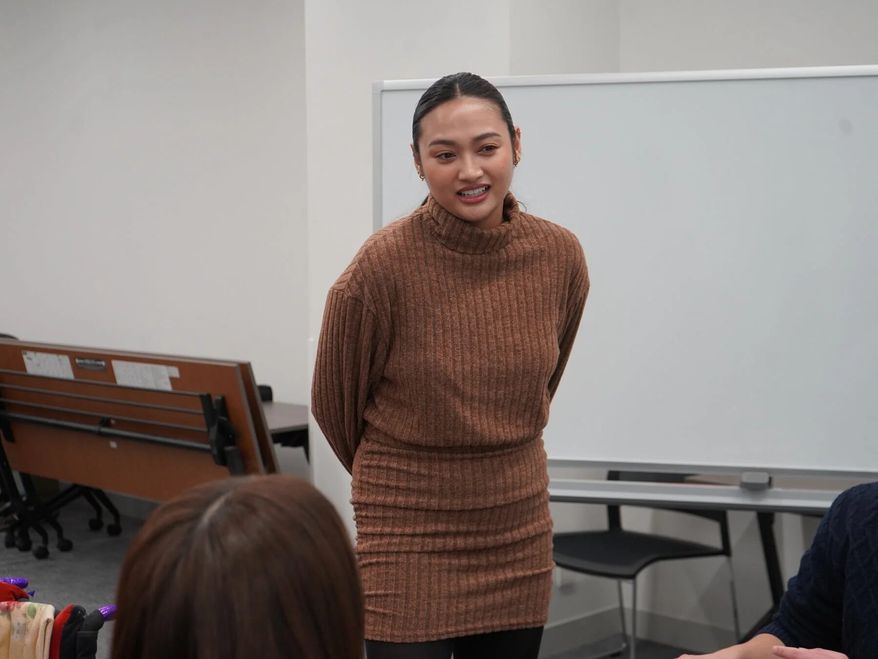 女性スピーカー